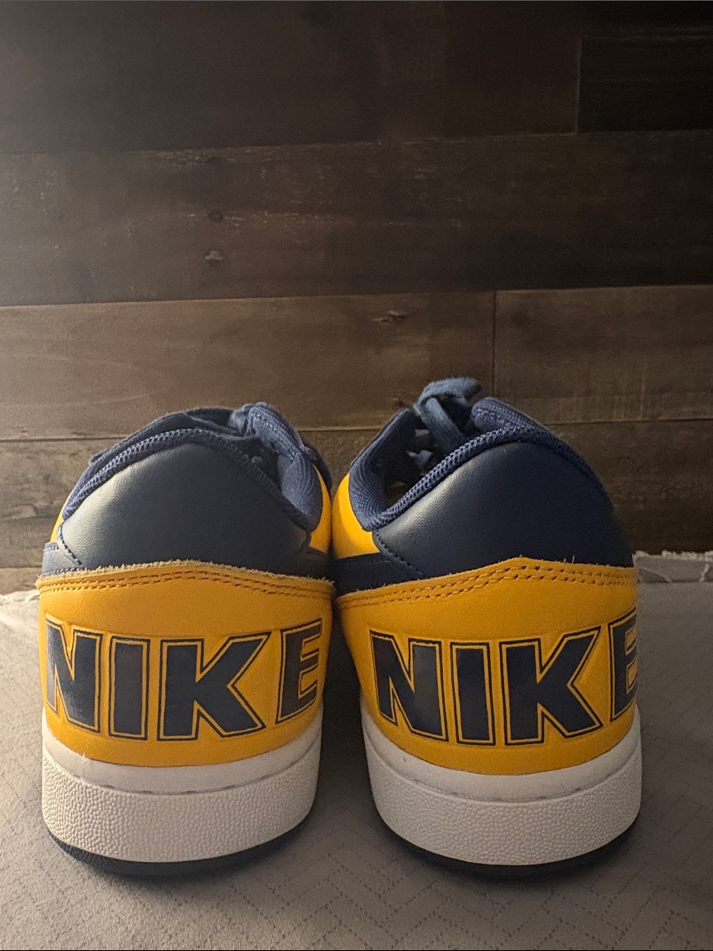 Nike Low-Top Sneakers in Yellow and Navy - Picture 2 of 4